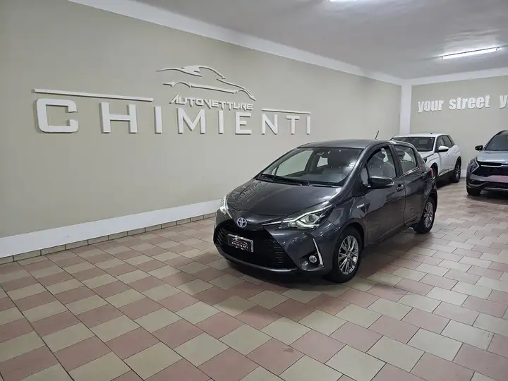 Toyota Yaris 5p 1.5h Cool